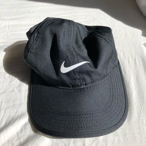 Nike Featherlight Dri-Fit hat